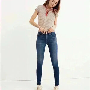 Madewell Womens 10” High-Rise Skinny Jean in Danny Wash size 28